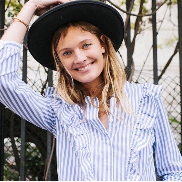 Striped button up top - Picture 3 of 8